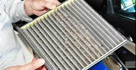 汽車空調(diào)發(fā)霉