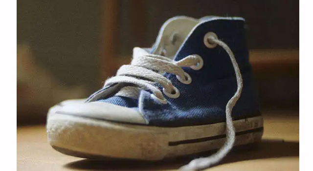 1672044760532713.jpg 鞋帶發(fā)霉.jpg